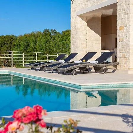 Villa Blanche By Ilc Brtonigla Exterior photo