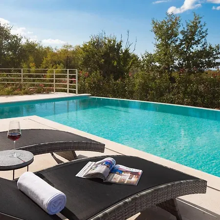 Villa Blanche By Ilc Brtonigla Exterior photo