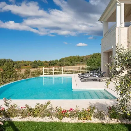 Villa Blanche By Ilc Brtonigla Exterior photo